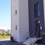 Blue Shell Διαμέρισμα *