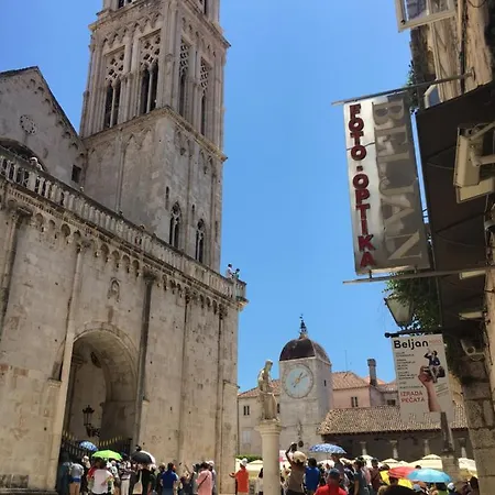 Blue Shell Трогір