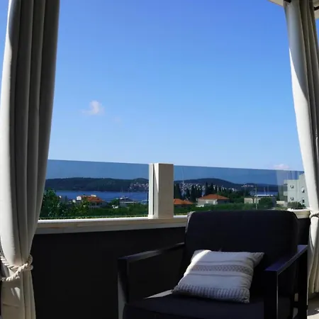 Blue Shell * Трогір