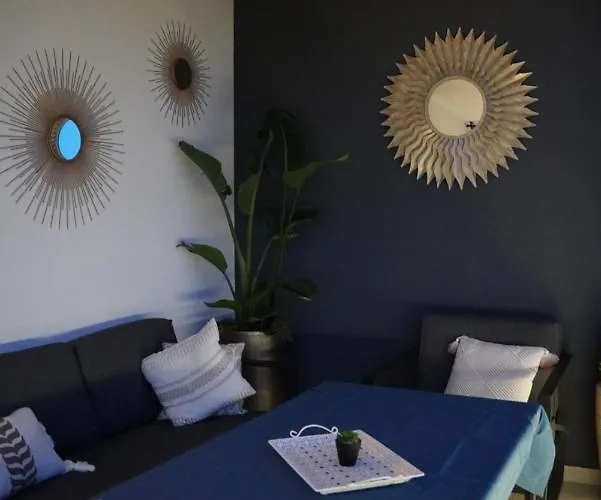 Blue Shell Apartman *