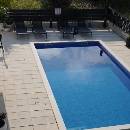 Blue Shell Apartment *