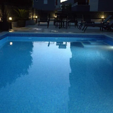 Blue Shell Apartman *