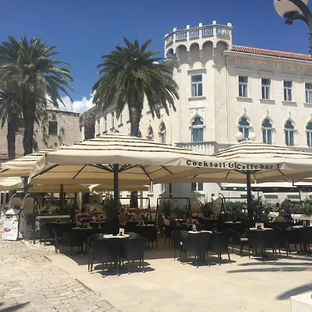 Blue Shell Апартаменты *